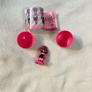 lol surprise finders keepers mini figure — FREE